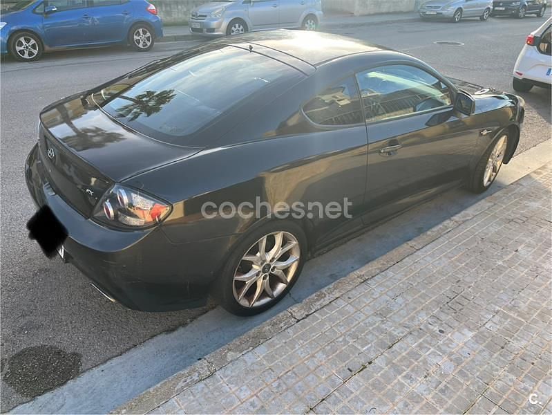 Usado Hyundai Coupé 143 CV (105 kW) 2007 Negro Coupe