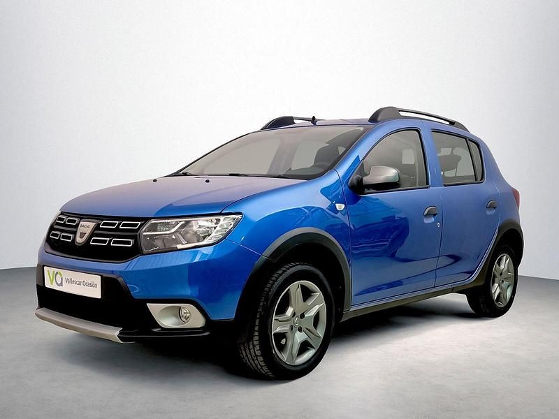 Usado Dacia Sandero Comfort 90 CV (66 kW) 2019 Azul Berlina