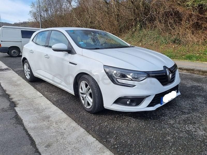 Usado Renault Mégane IV Business 115 CV (84 kW) 2019 Blanco Berlina