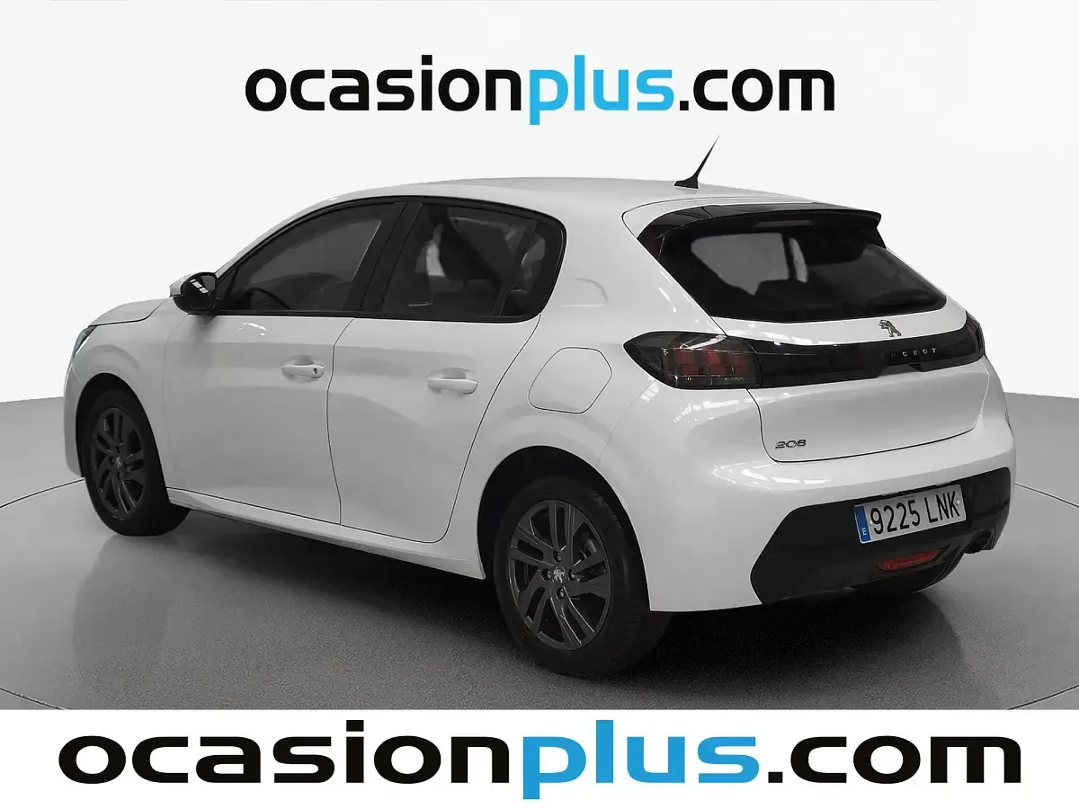 Usado Peugeot 208 Active 102 CV (75 kW) 2021 Blanco Utilitario
