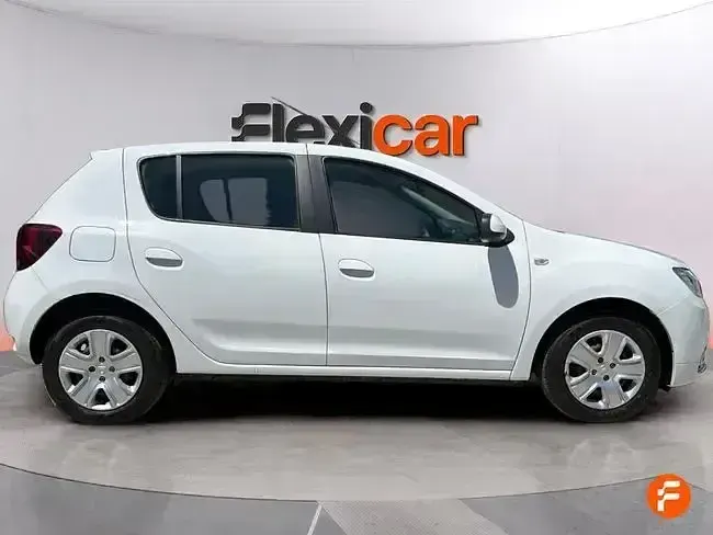 Käytetty Dacia Sandero Comfort 95 HP (69 kW) 2019 Valkoinen