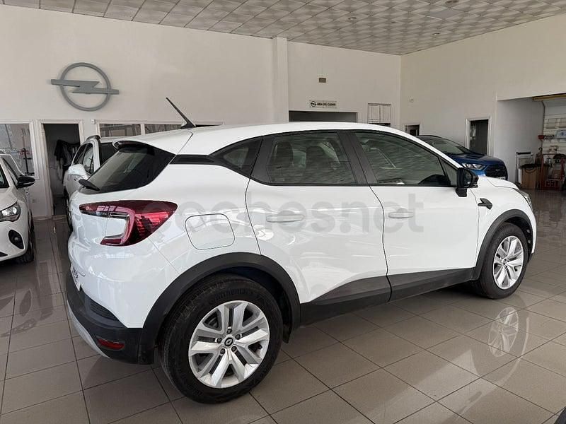 Usado Renault Captur Intens 100 CV (73 kW) 2022 Blanco SUV
