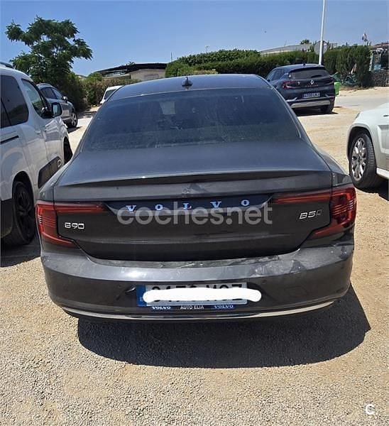 Gris / plata Usado 2023 Volvo S90 Plus Berlina | 38.000 € (Buen precio) - Imagen 1/4