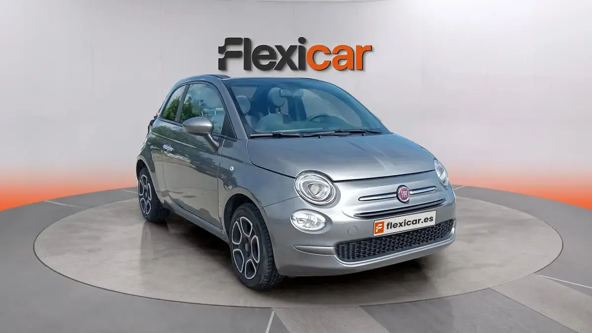 Usado Fiat 500 Club 71 CV (52 kW) 2023 Gris Berlina