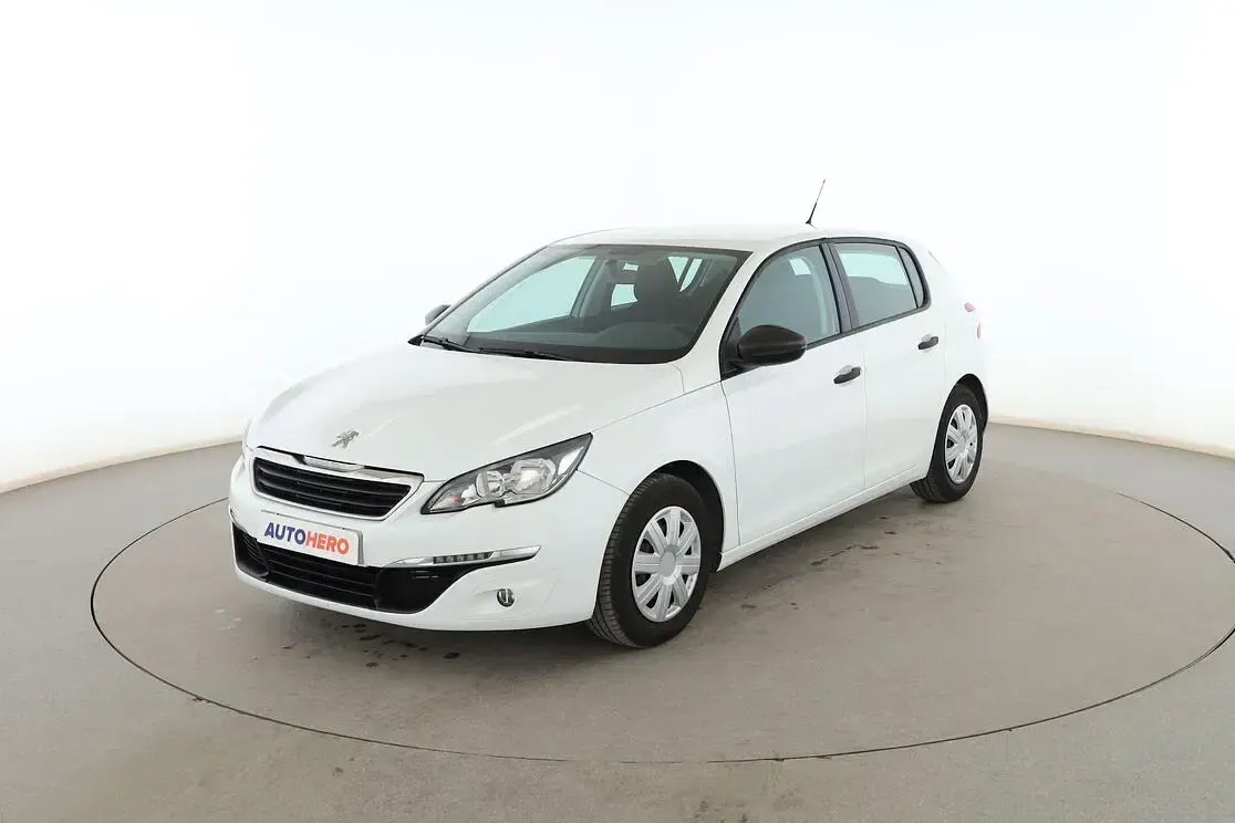Usado Peugeot 308 Access 82 CV (60 kW) 2016 Berlina