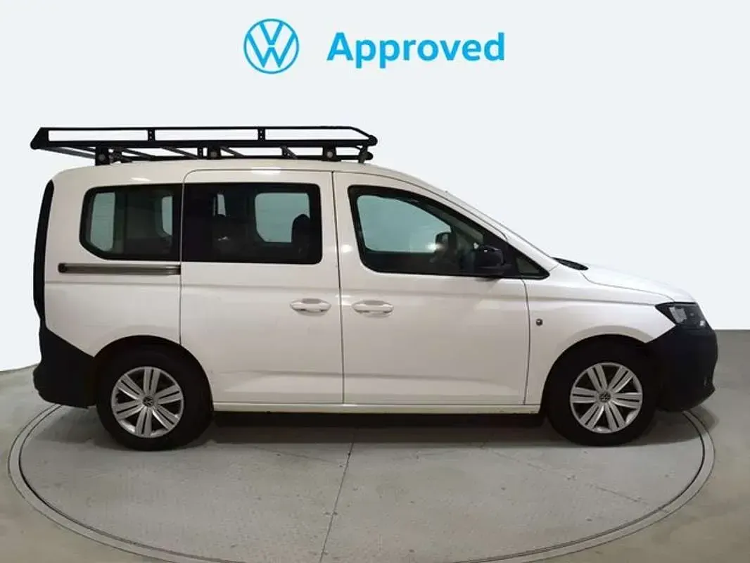 Usado VW Caddy 122 CV (89 kW) 2021 Blanco Monovolumen
