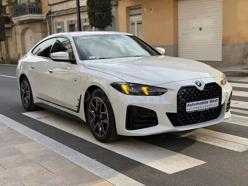 Usado BMW 420 Comfort Edition 190 CV (139 kW) 2025 Blanco Coupe