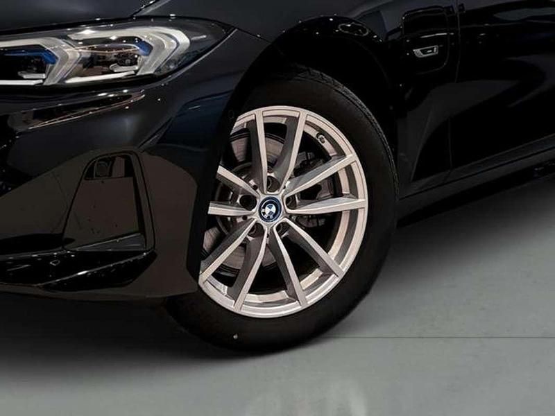 Usado BMW 320e 204 CV (150 kW) 2025 Negro Berlina