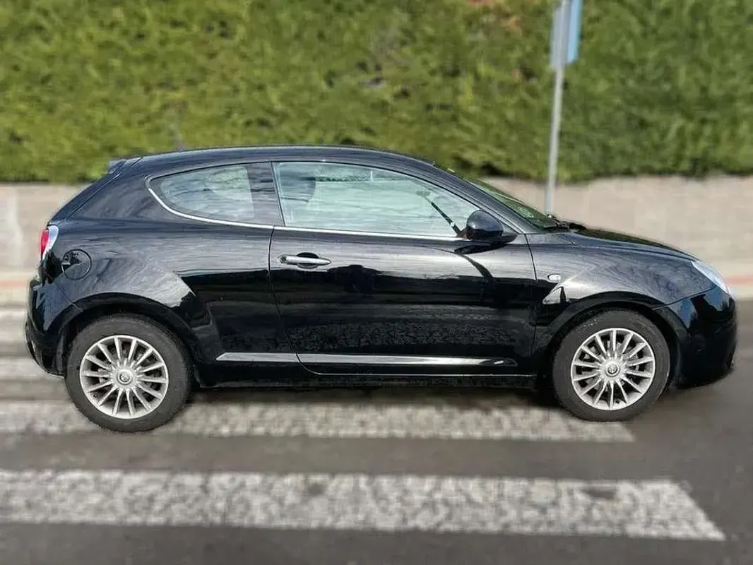 Usado Alfa Romeo MiTo 84 CV (61 kW) 2015 Negro Utilitario