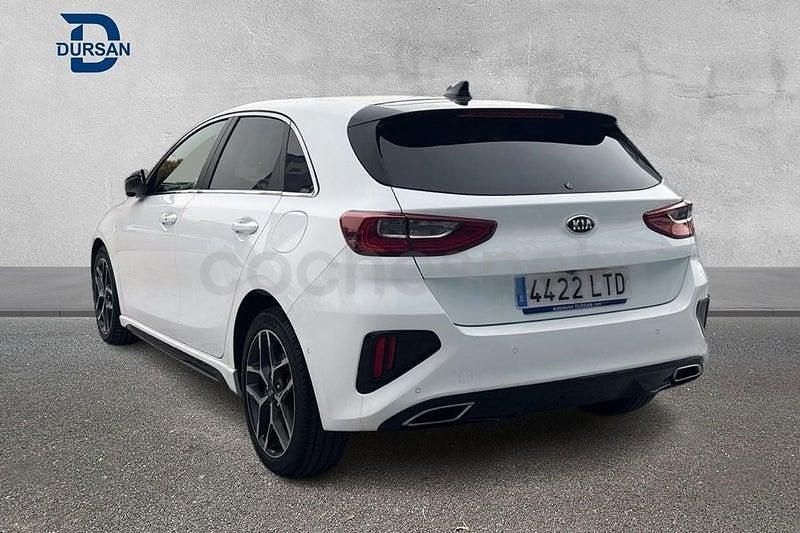 Usado Kia Ceed GT GT-Line 160 CV (117 kW) 2021 Blanco Berlina