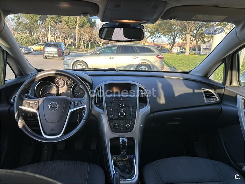Usado Opel Astra Selective 110 CV (80 kW) 2011 Blanco Berlina