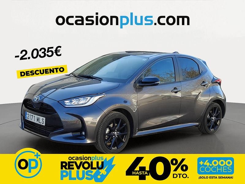 Usado Toyota Yaris Hybrid Plus 116 CV (85 kW) 2023 Gris