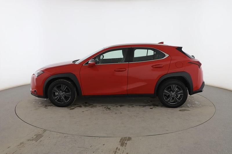 Usado Lexus UX 300h 199 CV (146 kW) 2024 Rojo SUV
