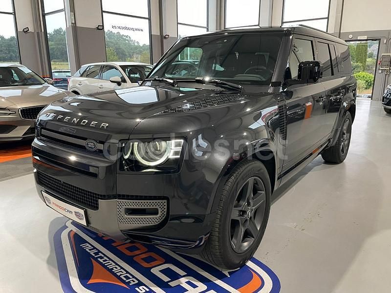 Gris / plata Usado 2023 Land Rover Defender SE SUV | 101.000 € - Imagen 1/4