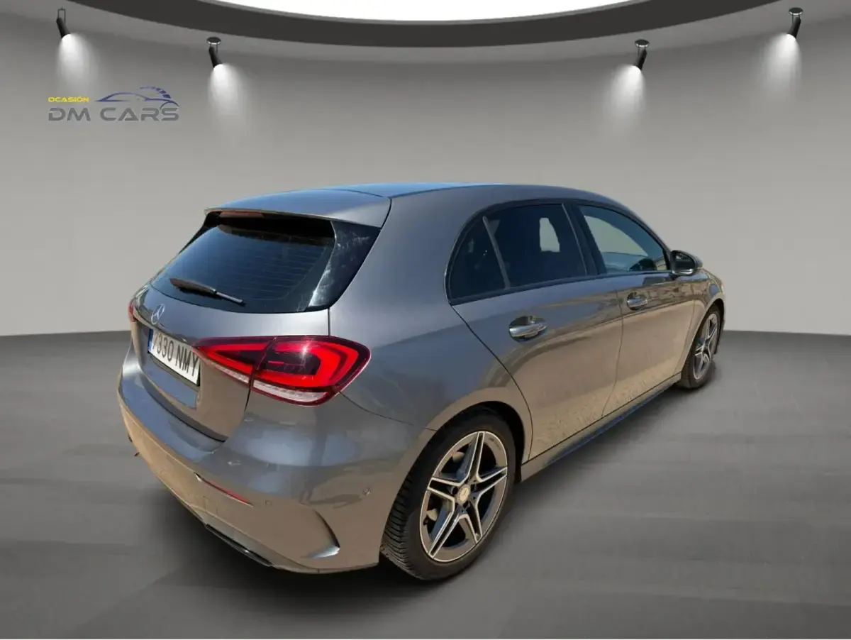 Usado Mercedes A180 AMG 136 CV (100 kW) 2019 Gris Berlina