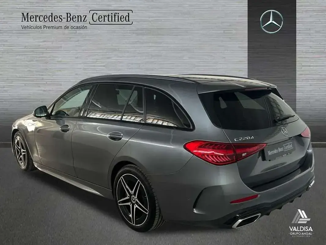 Usado Mercedes C220 200 HP (147 kW) 2024 Carrinha
