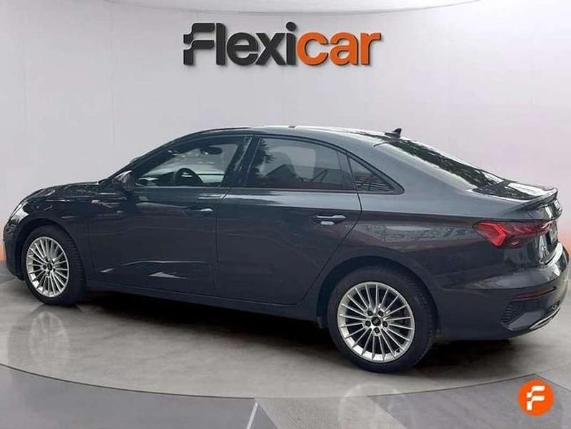 Usado Audi A3 Sportback Design 116 CV (85 kW) 2020 Gris Utilitario