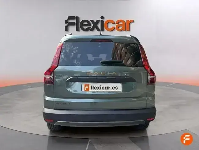 Usado Dacia Jogger Extreme 110 CV (80 kW) 2024 Gris Monovolumen