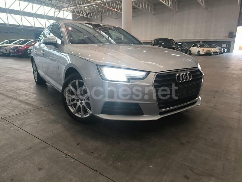 Gris / plata Usado 2019 Audi A4 Advanced Plus Berlina | 22.990 € (Un poco caro) - Imagen 1/4
