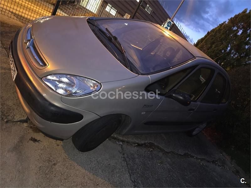 Beige Usado 2004 Citroën Xsara Picasso Monovolumen | 1800 € (Super precio) - Imagen 1/4