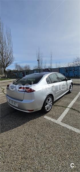 Usado Renault Laguna III 110 CV (80 kW) 2011 Gris / plata Berlina
