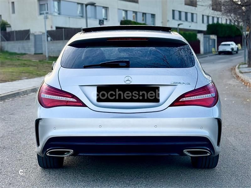 Usado Mercedes CLA200 Shooting Brake 136 CV (100 kW) 2019 Gris / plata Familiar