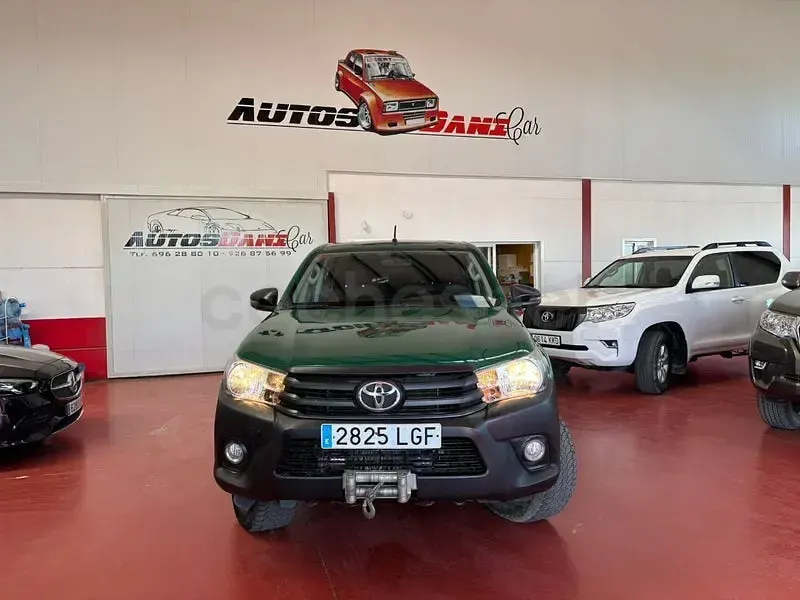 Usado Toyota HiLux 150 CV (110 kW) 2020 Verde Pickup/Camioneta