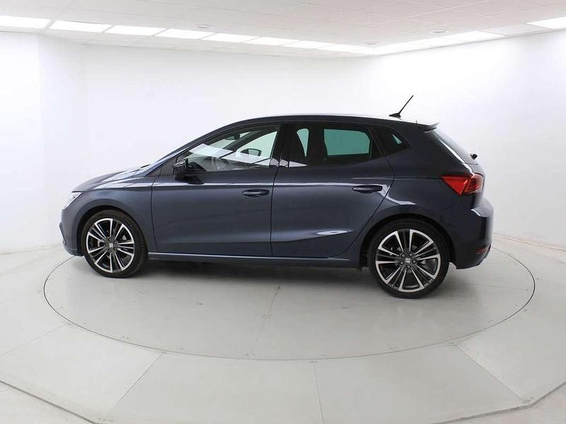 Usado Seat Ibiza FR 116 CV (85 kW) 2024 Gris Utilitario