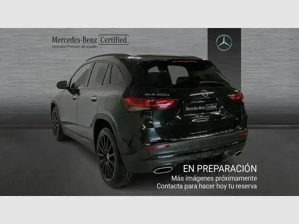 Usado Mercedes GLA250 218 CV (160 kW) 2020 Negro SUV