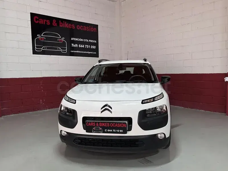 Usado Citroën C4 Cactus Feel 100 CV (73 kW) 2015 Blanco Utilitario