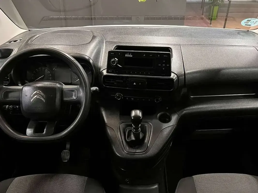Usado Citroën e-Berlingo 102 CV (75 kW) 2021 Blanco Monovolumen