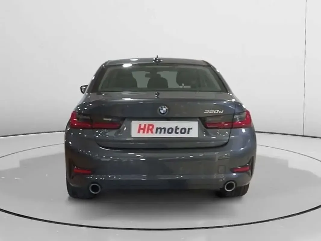 Usado BMW 320 Advantage 190 CV (139 kW) 2026 Gris Berlina