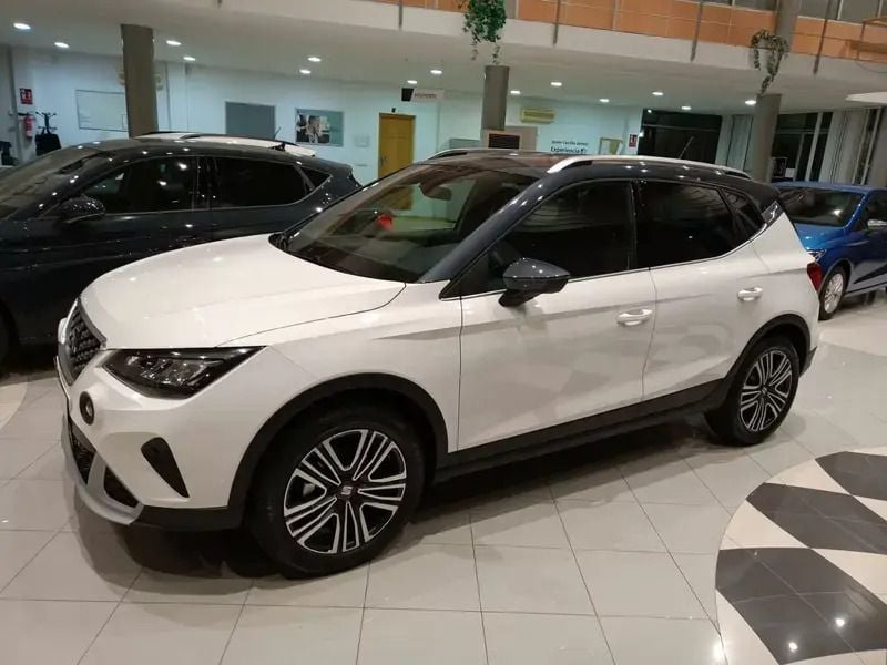 Usado Seat Arona Style 115 CV (84 kW) 2024 SUV