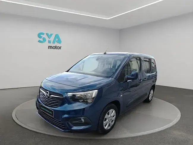 Usado Opel Combo Selective 110 CV (80 kW) 2020 Azul Monovolumen