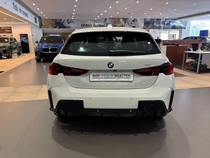 Nuevo BMW 116 122 CV (89 kW) 2026 Blanco Utilitario