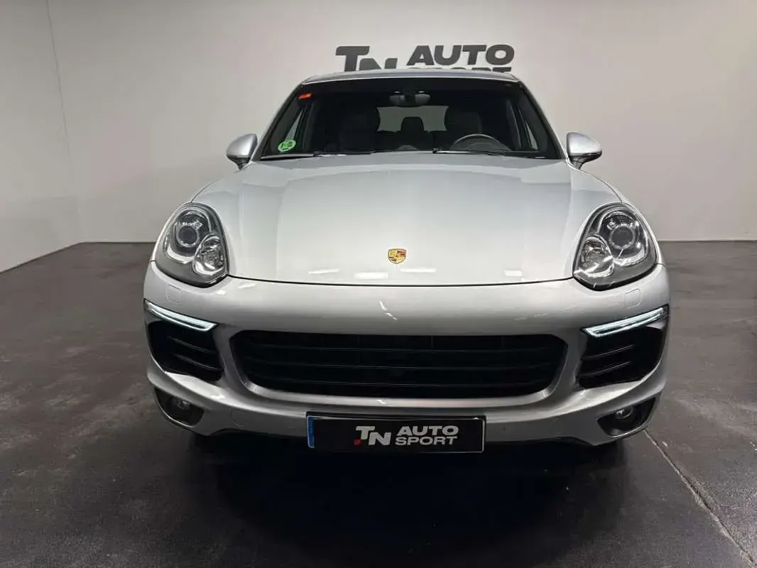 Usado Porsche Cayenne S Diesel 385 CV (283 kW) 2017 Gris SUV