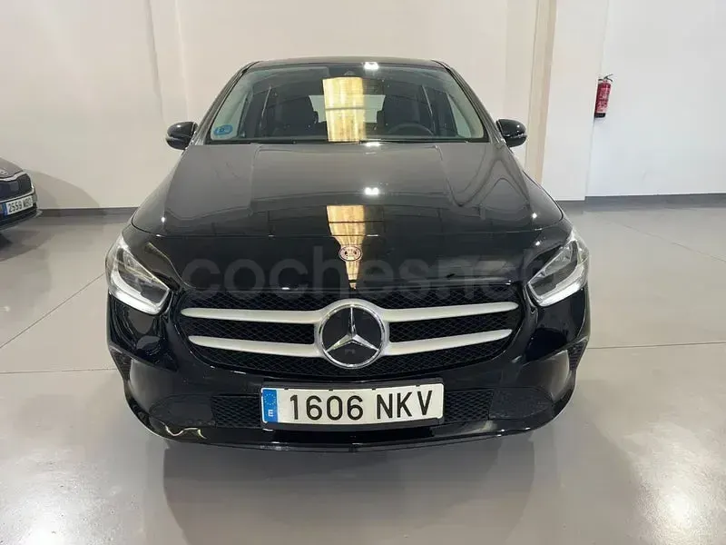Usado Mercedes B250e 218 CV (160 kW) 2021 Negro Monovolumen