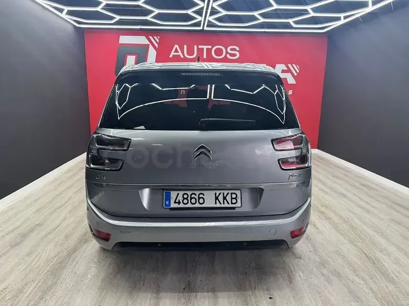 Usado Citroën Grand C4 Picasso Feel 150 CV (110 kW) 2018 Gris / plata Monovolumen