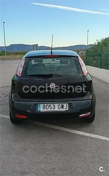 Usado Fiat Punto Evo Dynamic 90 CV (66 kW) 2010 Negro Utilitario