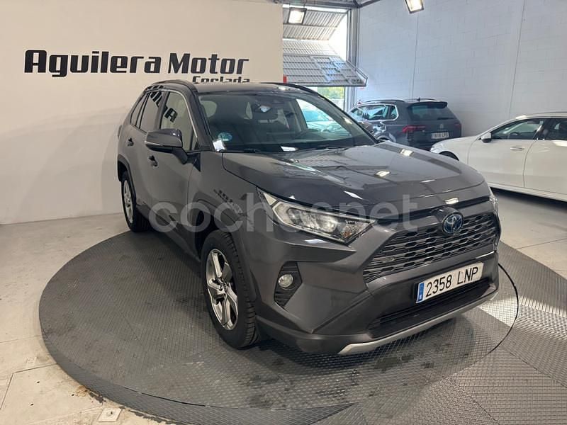 Usado Toyota RAV4 Hybrid Advance 218 CV (160 kW) 2021 Gris / plata SUV