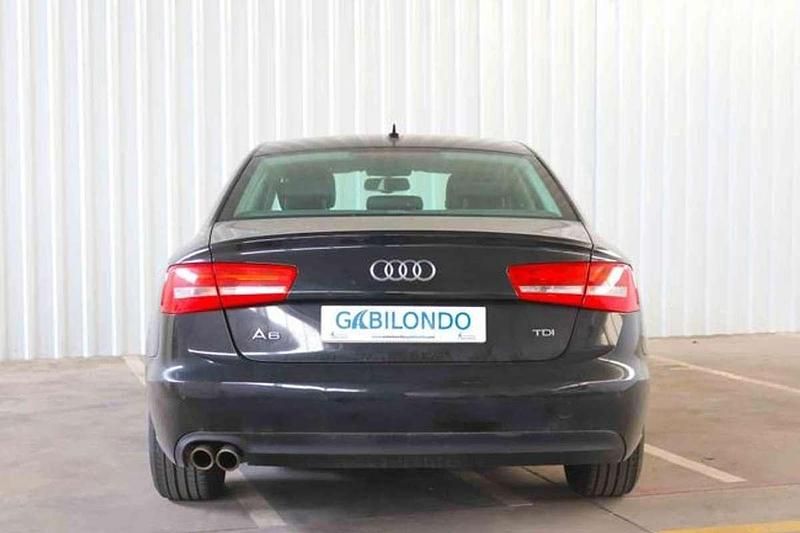 Usado Audi A6 177 CV (130 kW) 2012 Negro Berlina