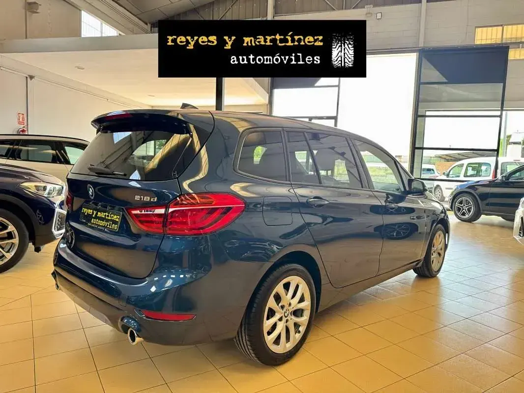 Usado BMW 218 Gran Tourer Sport Line 150 HP (110 kW) 2023 Azul Monovolume