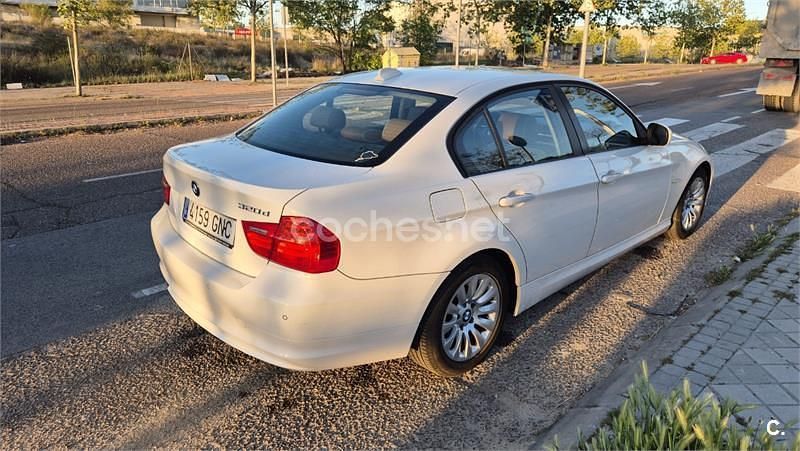 Usado BMW 320 177 CV (130 kW) 2009 Blanco Berlina