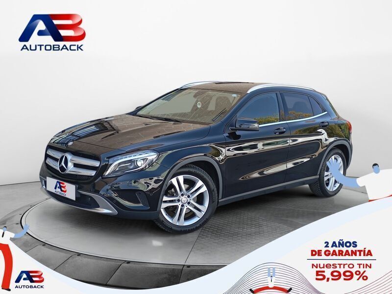 Negro Usado 2016 Mercedes GLA200 Style SUV | 21.999 € - Imagen 1/2