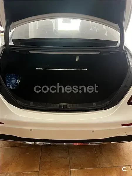 Usado Mercedes E350 299 CV (219 kW) 2020 Blanco Berlina