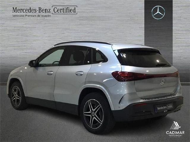 Usado Mercedes EQA250 139 kW (190 CV) 2024 Plata hightech SUV