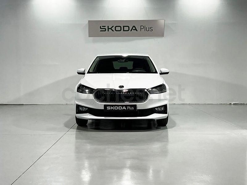 Usado Skoda Fabia Selection 115 CV (84 kW) 2025 Blanco Utilitario