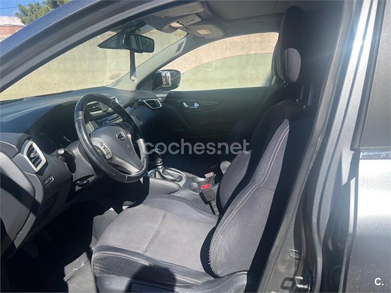 Usado Nissan Qashqai N-Connecta 130 CV (95 kW) 2014 Gris / plata SUV