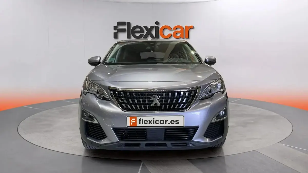Usado Peugeot 3008 Active 131 CV (96 kW) 2017 Gris SUV