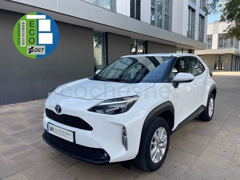 Usado Toyota Yaris Cross Business Edition 116 CV (85 kW) 2022 Blanco SUV